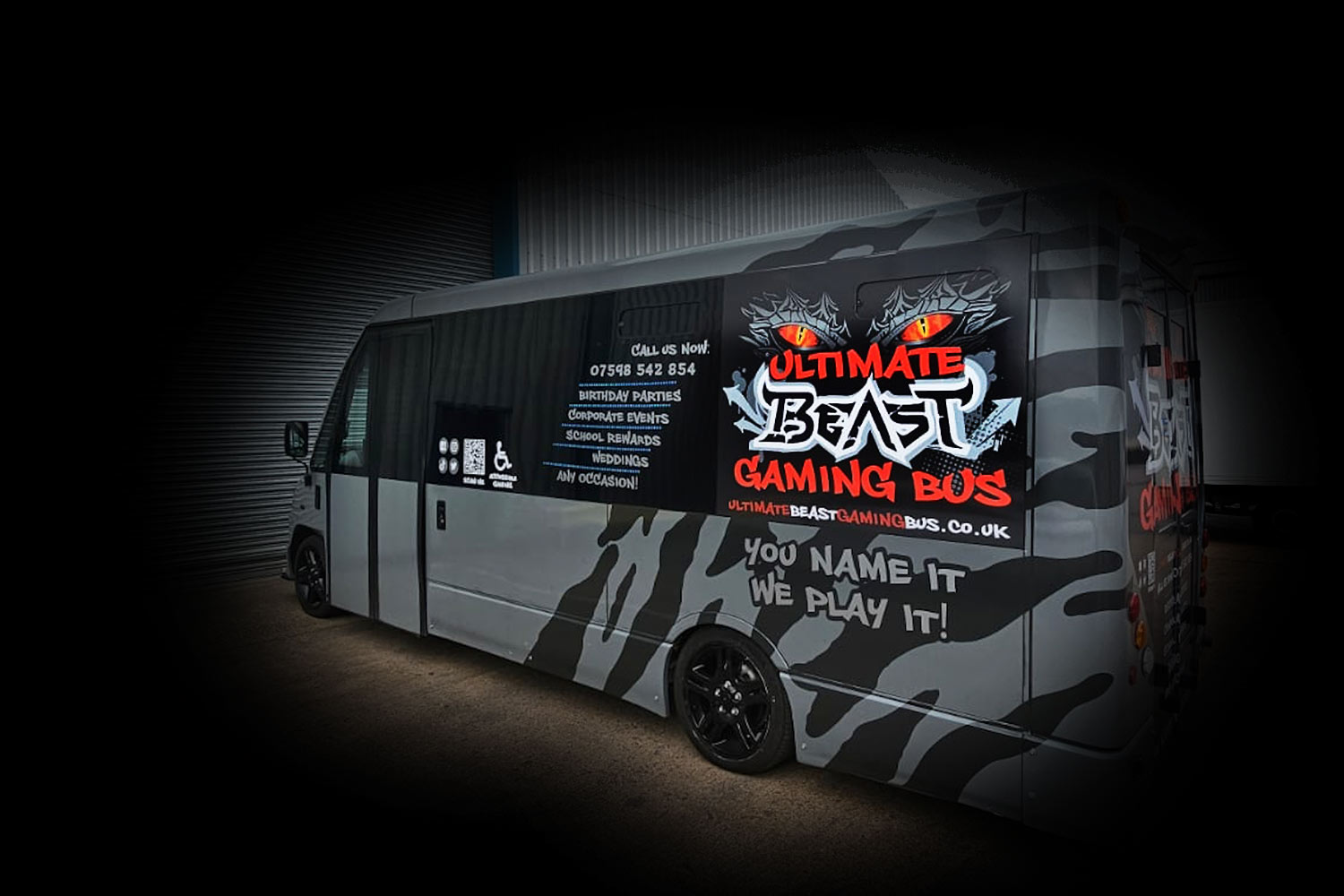 Ultimate Beast Gaming Bus
